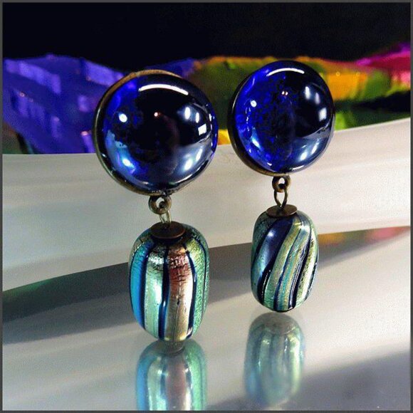 Art Glass Cobalt Electric Green Glass Italian Clip Earrings 17056 - Picture 2 of 6